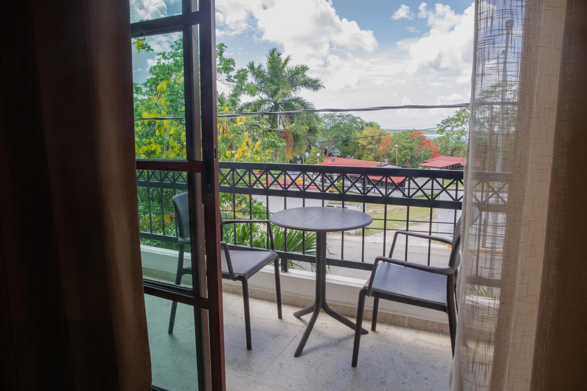 Hotel Alux Bacalar Exterior photo